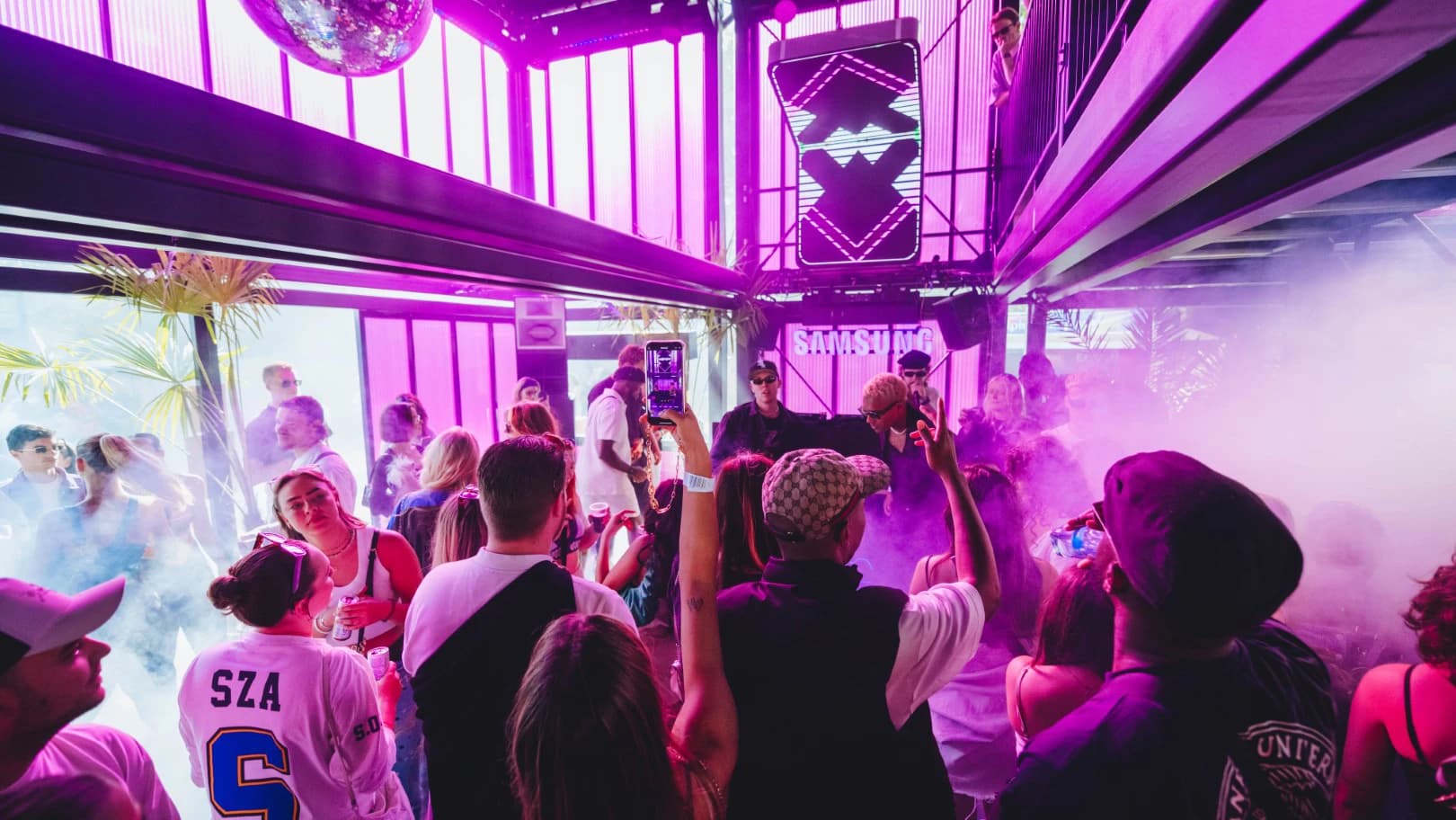 Samsung - Video Thumbnail